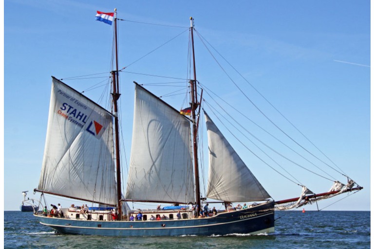 Navigant navire à passagers Voile 39.00
