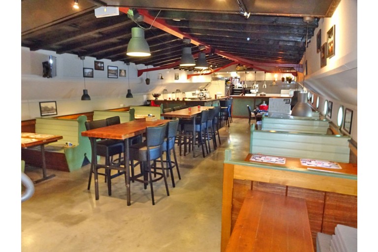 Restaurant vessel, 96 seats