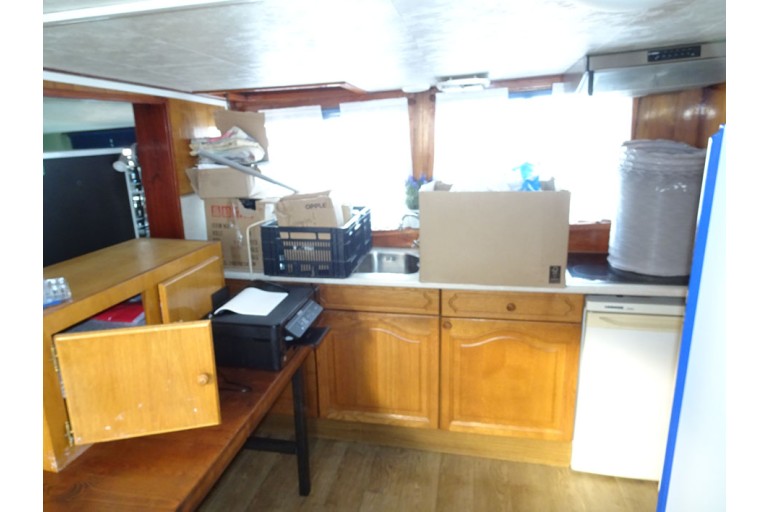 Restaurant vessel, 96 seats