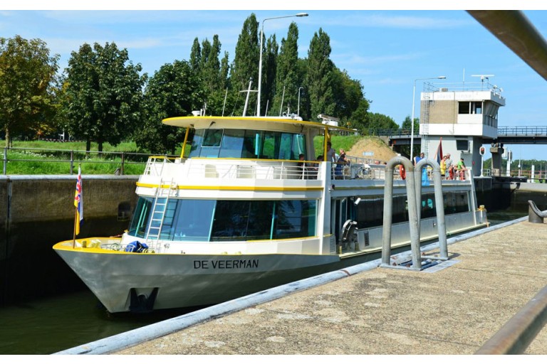 Bateau Promenade 250 passagers à la journée