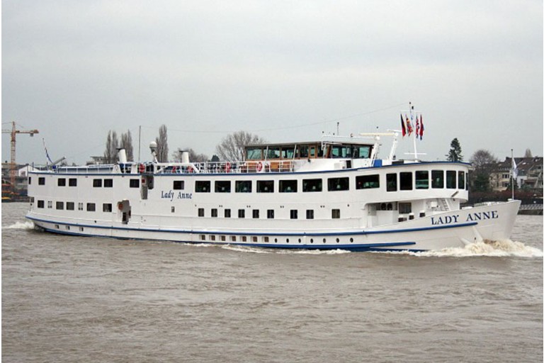 Bateau Logement passagers 100 passagers