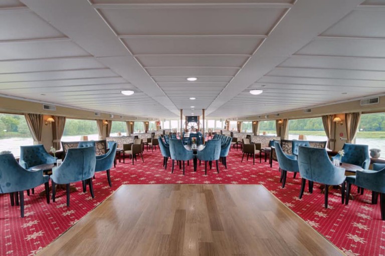 Bateau Logement passagers 100 passagers