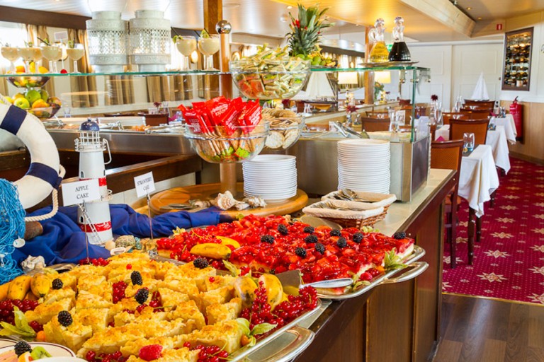 Bateau Logement passagers 100 passagers