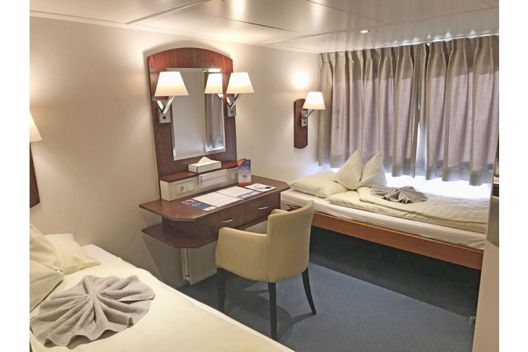 Bateau Logement passagers 100 passagers