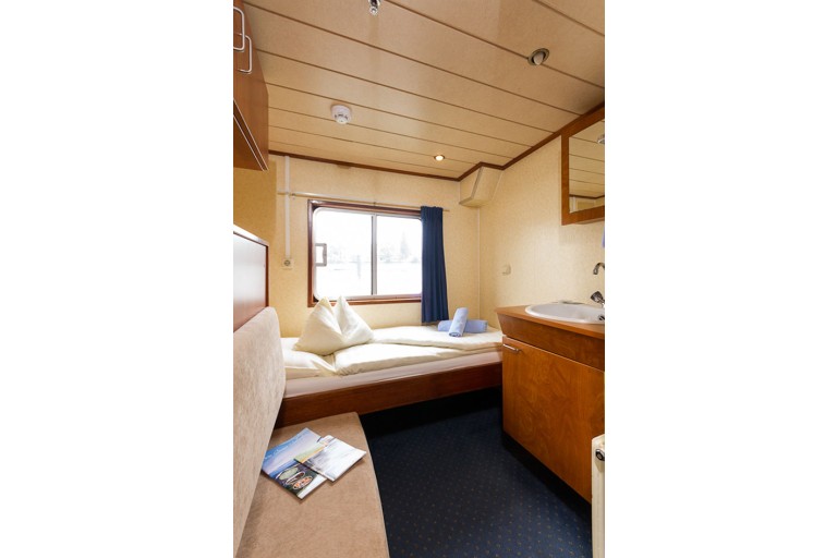 Bateau Logement passagers 100 passagers