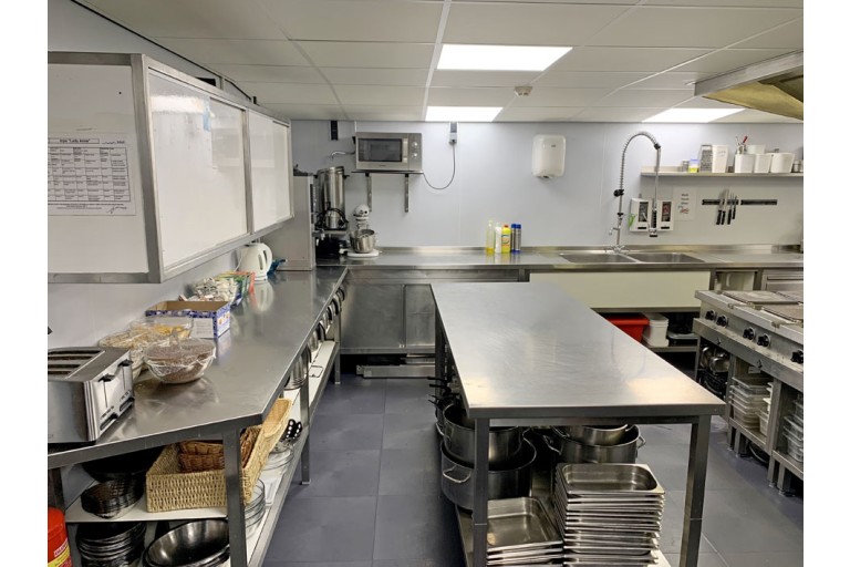 Bateau Logement passagers 100 passagers