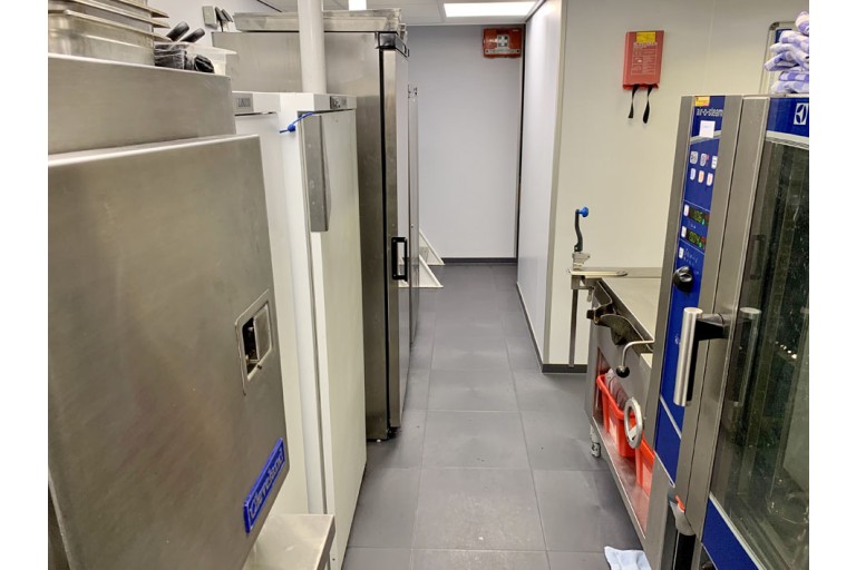 Bateau Logement passagers 100 passagers