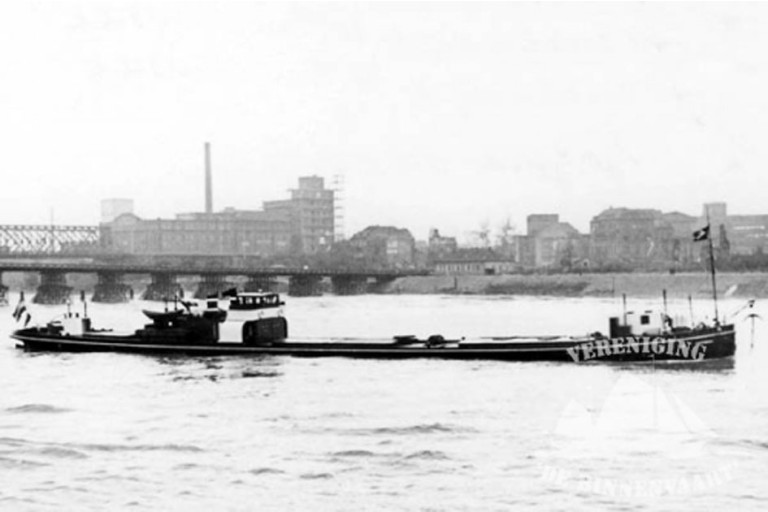 Bateau Logement passagers 100 passagers