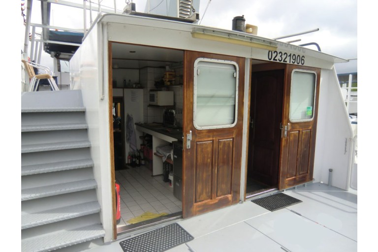 Day passenger ship 120 pax