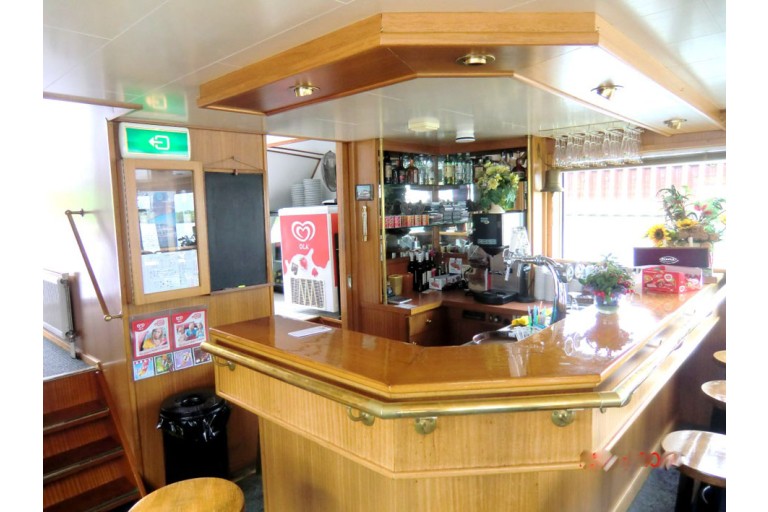 Day passenger ship 120 pax