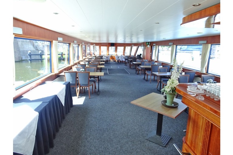 Tages Fahrgastschiff 250 gäste