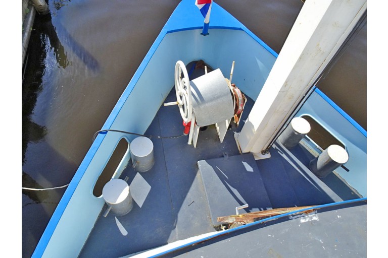 Day passenger ship 100 pax