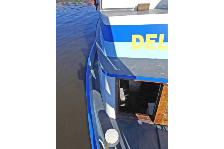 Day passenger ship 100 pax