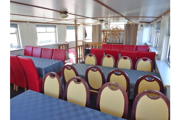 Day passenger ship 100 pax