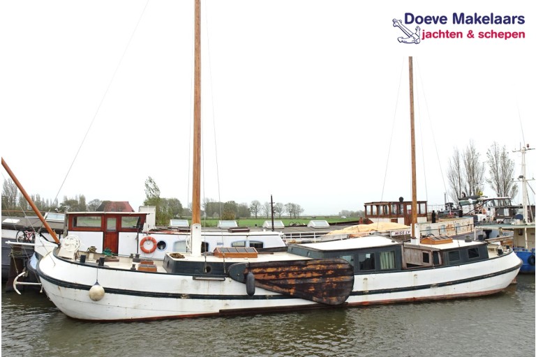 Roeftjalk 19.98 (prachtig schip)