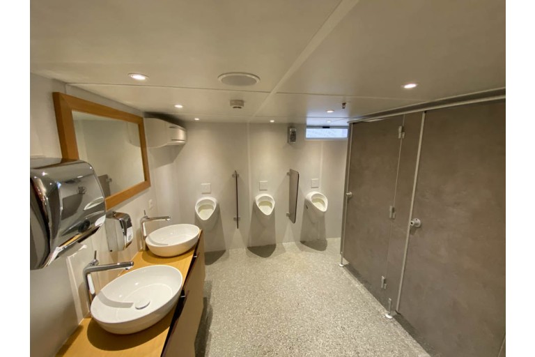 Day passenger ship / Party ship 500 pax