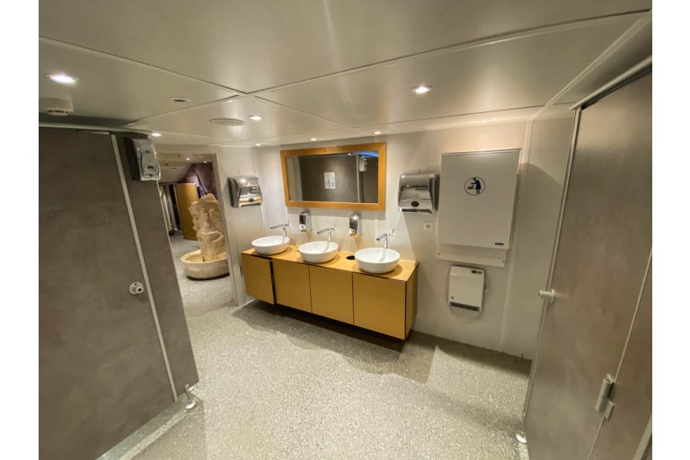Day passenger ship / Party ship 500 pax