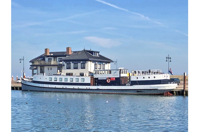 Hotel / Passenger ship 18 pax