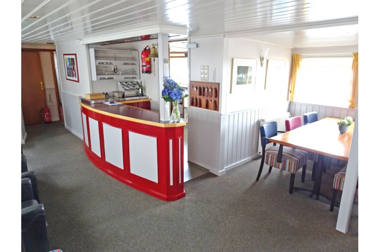 Hotel / Passenger ship 18 pax