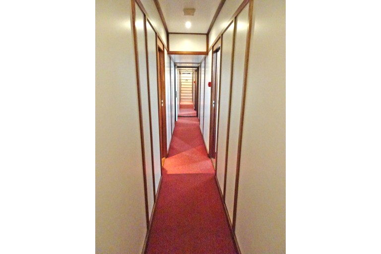 Hotel / Passenger ship 18 pax