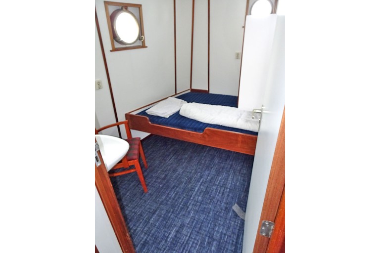 Hotel / Passenger ship 18 pax
