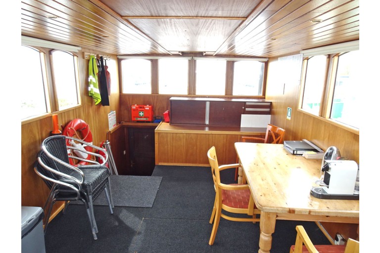 Hotel / Passenger ship 18 pax