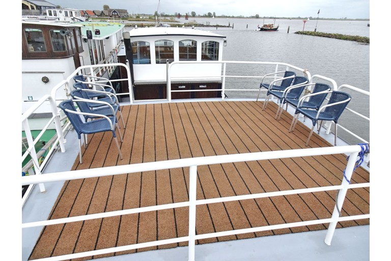 Hotel / Passenger ship 18 pax