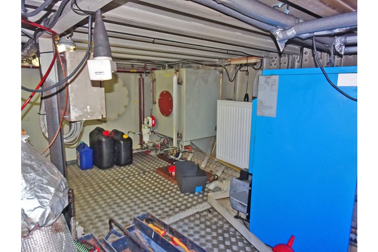 Peniche Hollandaise 31.28 / Luxe Motor avec certificat