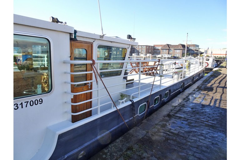 Peniche Hollandaise 31.28 / Luxe Motor avec certificat