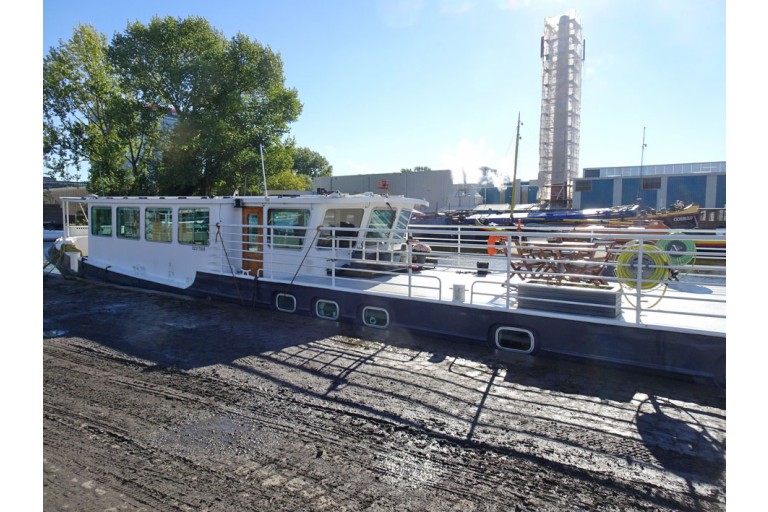 Peniche Hollandaise 31.28 / Luxe Motor avec certificat