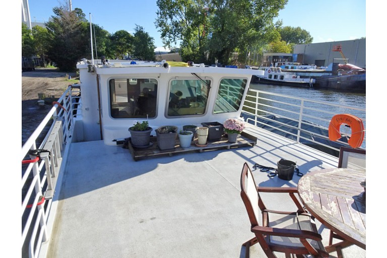 Peniche Hollandaise 31.28 / Luxe Motor avec certificat