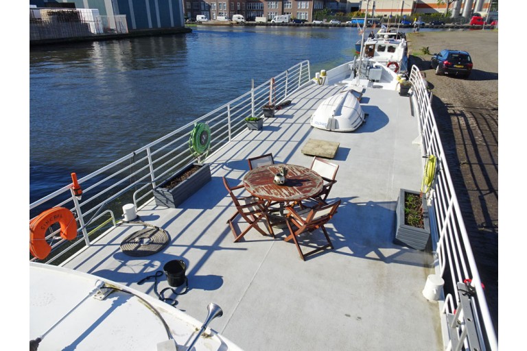 Peniche Hollandaise 31.28 / Luxe Motor avec certificat