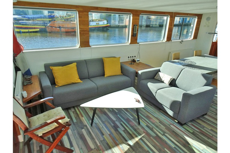 Peniche Hollandaise 31.28 / Luxe Motor avec certificat