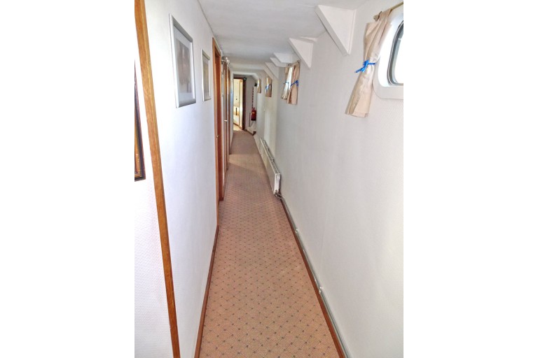 Peniche Hollandaise 31.28 / Luxe Motor avec certificat