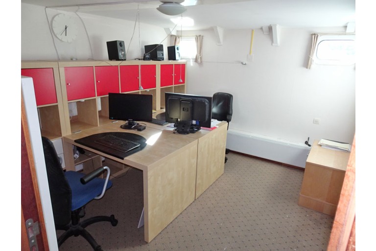 Peniche Hollandaise 31.28 / Luxe Motor avec certificat