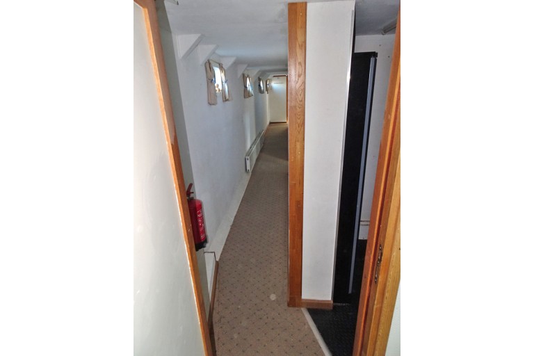 Peniche Hollandaise 31.28 / Luxe Motor avec certificat