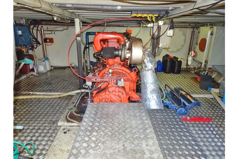 Peniche Hollandaise 31.28 / Luxe Motor avec certificat