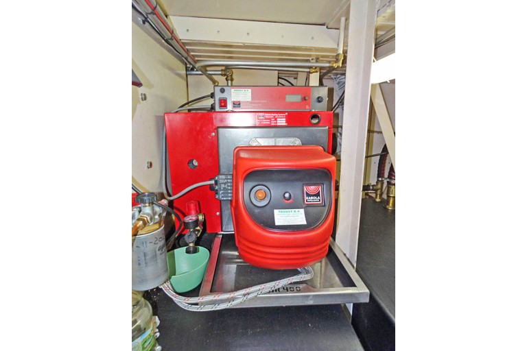 Chiquita 18.53 Live Aboard yacht