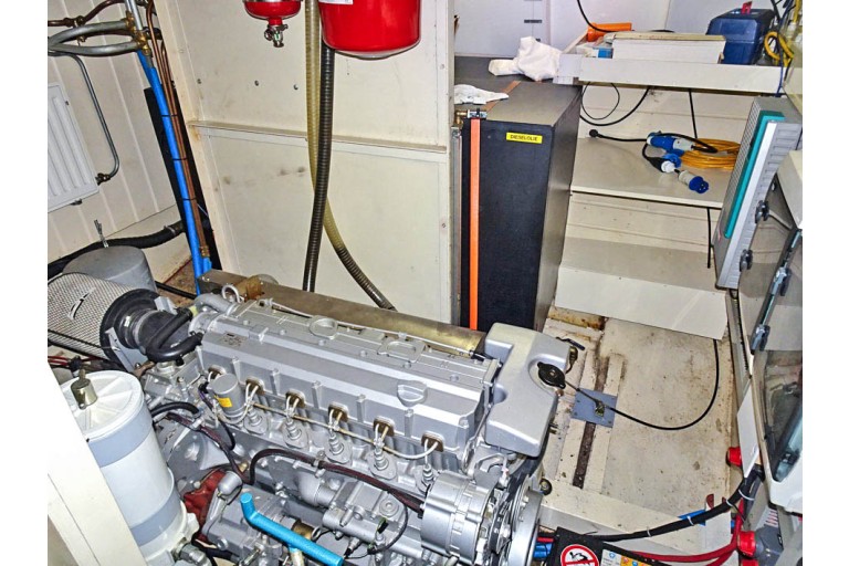 Chiquita 18.53 Live Aboard yacht