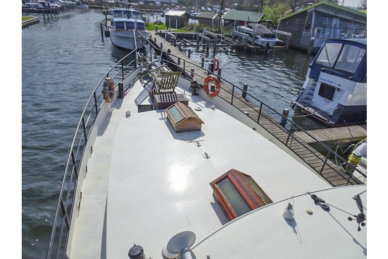 Chiquita 18.53 Live Aboard yacht