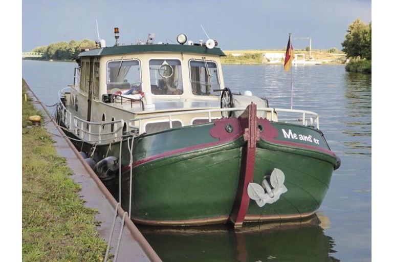 Peniche Hollandaise / Motortjalk 17.60