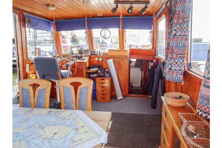 Peniche Hollandaise / Motortjalk 17.60