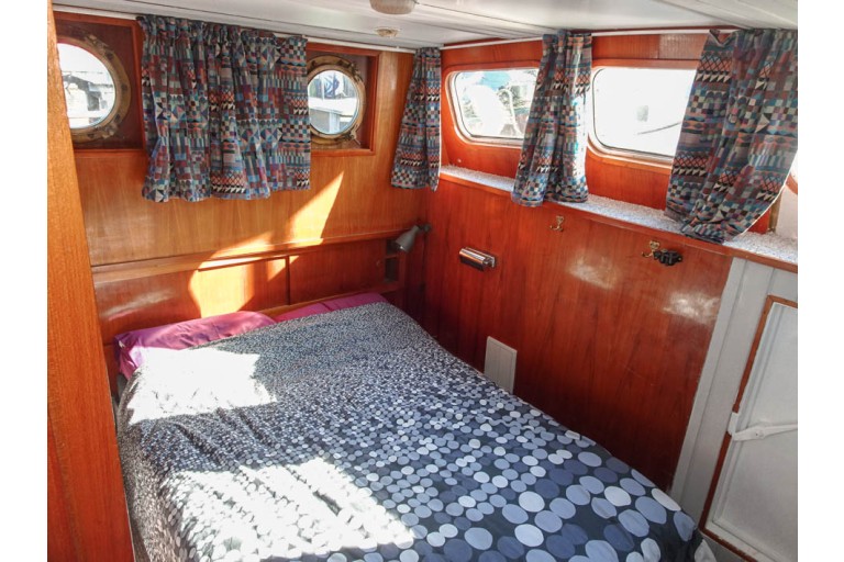 Peniche Hollandaise / Motortjalk 17.60