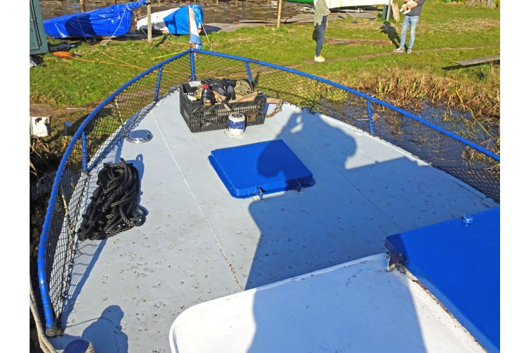 Dutch Barge 13.80