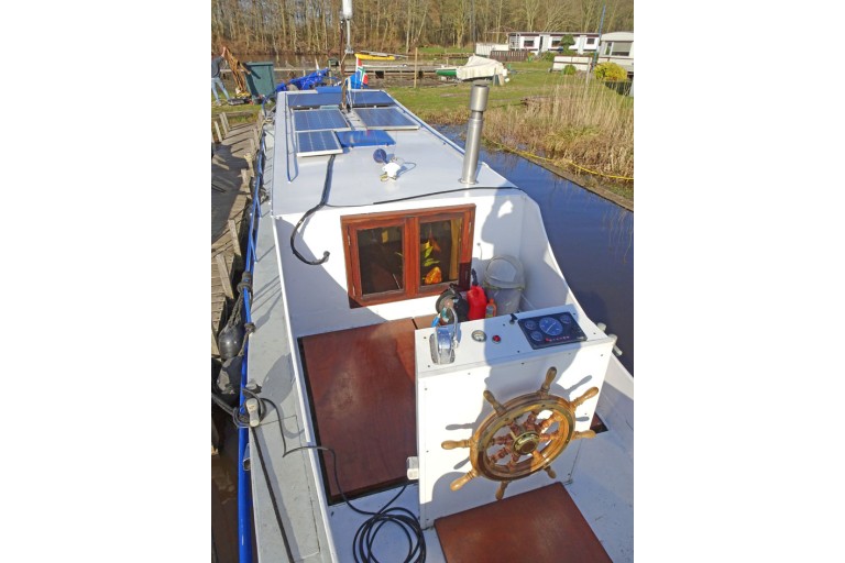 Dutch Barge 13.80