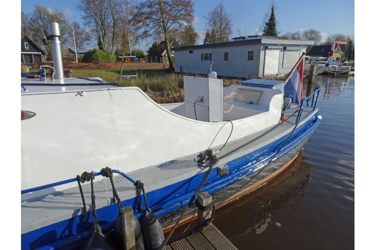 Dutch Barge 13.80