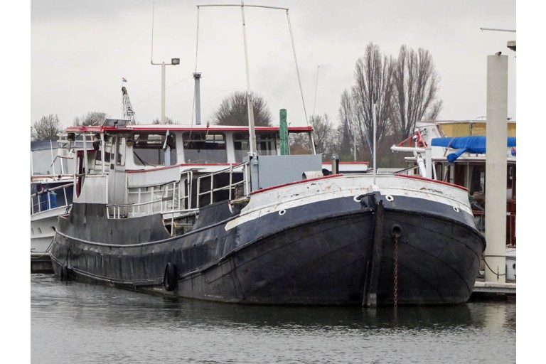 Dutch Barge 26.18 with TRIWV