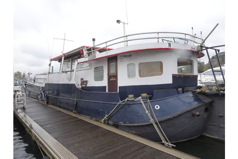 Dutch Barge 26.18 with TRIWV