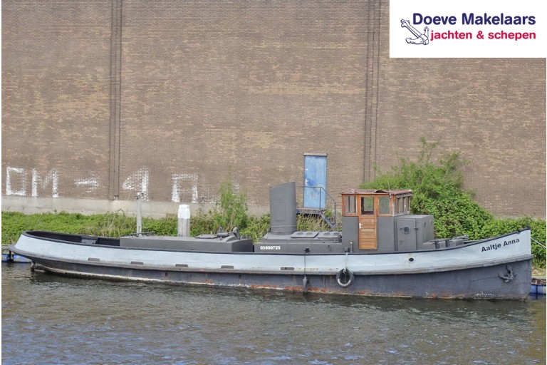 Tugboat 18.80 with TRIWV
