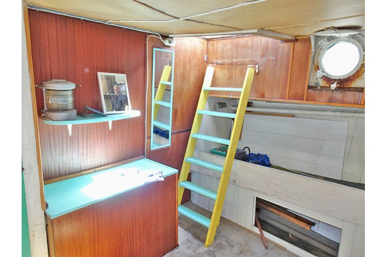 Tugboat 19.45 with TRIWV